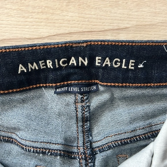 American Eagle Darker Wash Size 6 Next Level Stretch Hi-Rise Jegging X-Long - Picture 2 of 9